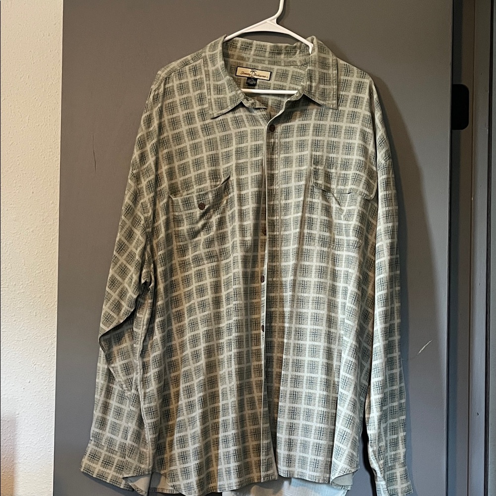 Tommy Bahama Green Plaid Casual Button Down Shirt